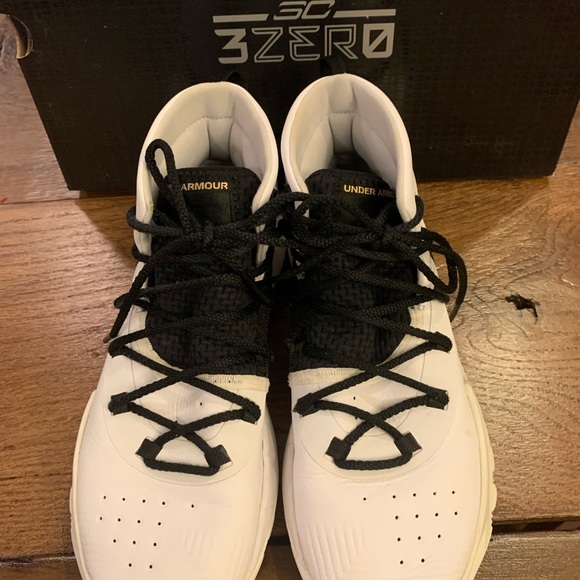 Under Armour Curry Other - UA Curry 3Zero Basketball Shoes size 4.5